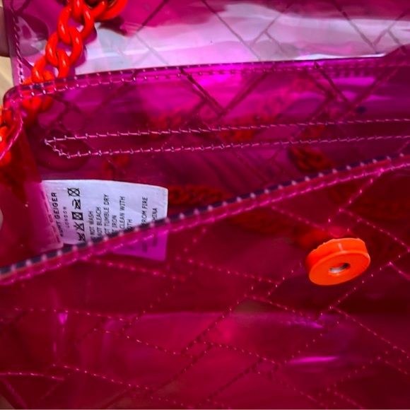 Vibrant Pink Quilted Kurt Geiger Bag - Picture 3 of 3